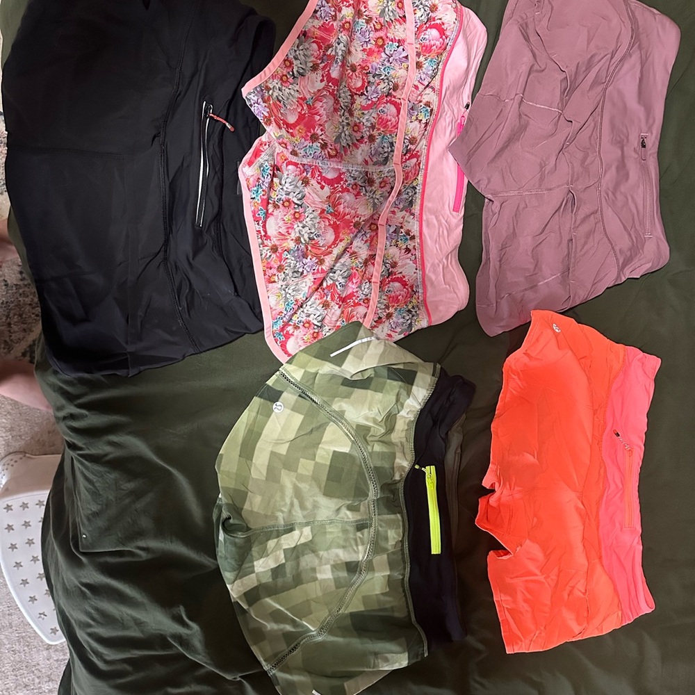 5 pairs of lululemon running shorts size 6